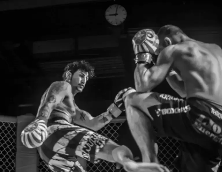 Muay-Thai Erwachsene